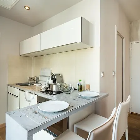 Studio Hyper-centre Rue Paradis Apartamento Nice