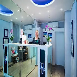 Studio Hyper-centre Rue Paradis Apartamento *